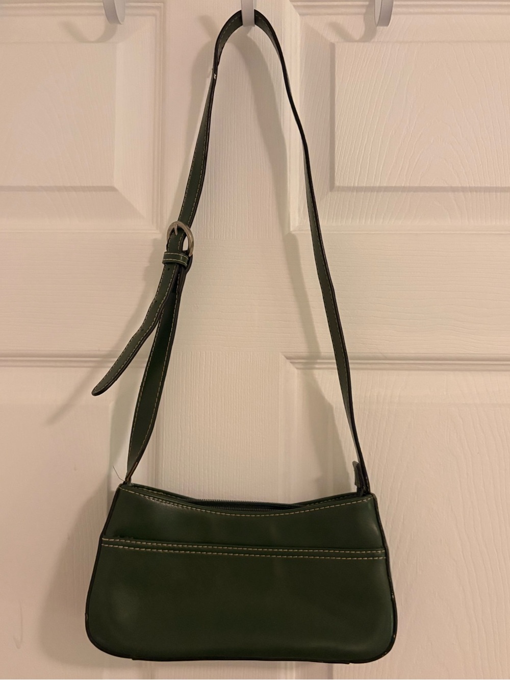 Villager Liz Clairborne Green Leather Bag